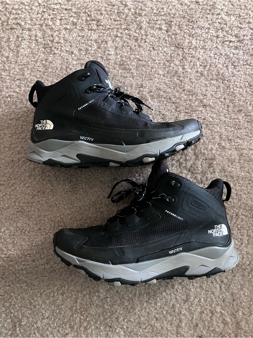The North Face Vectiv Mid Hiker BlackGrey